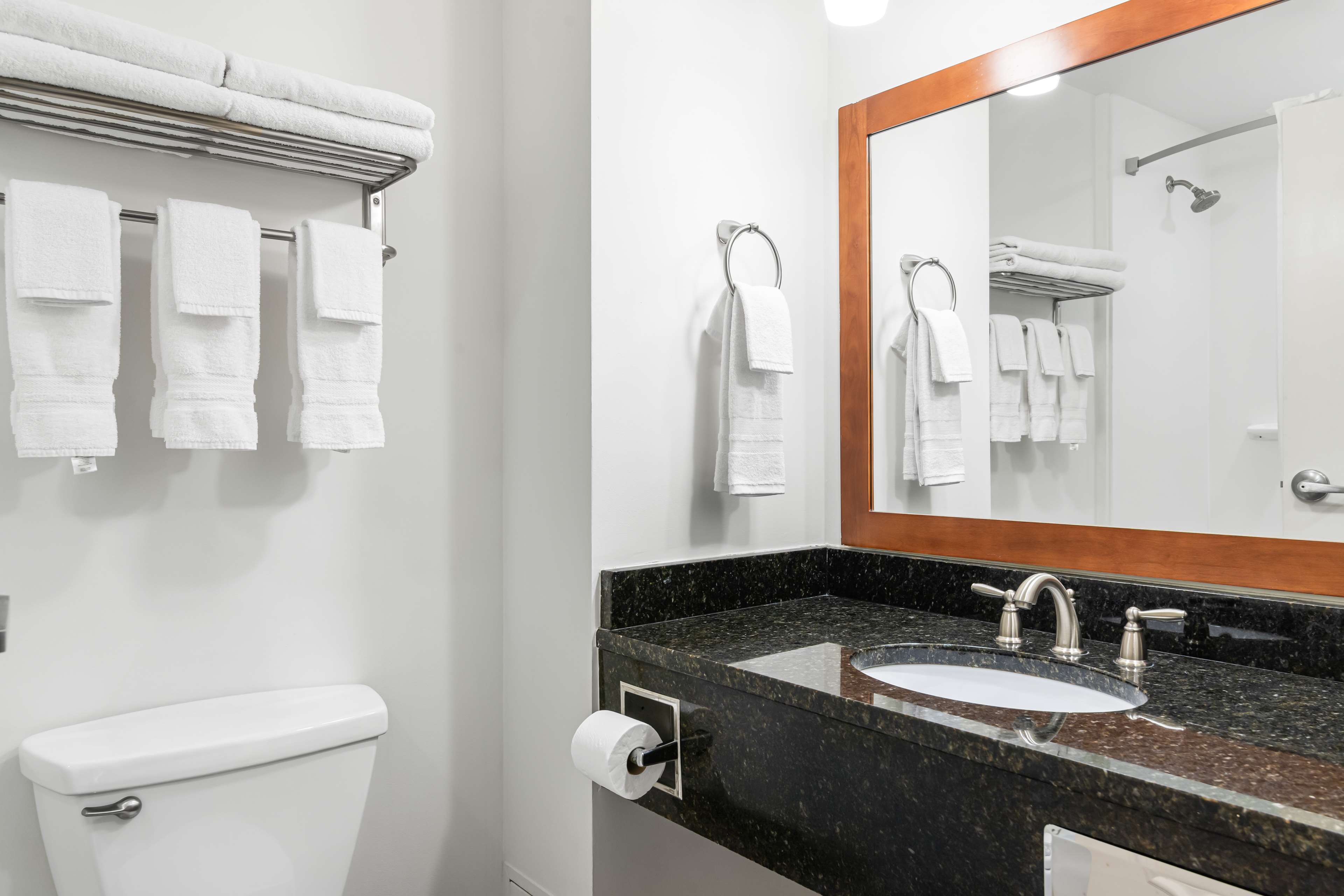 Best Western Plus Westgate Inn & Suites - Tap to explore photos