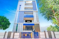 OYO Townhouse Dwarakanagar Near Gurudwara