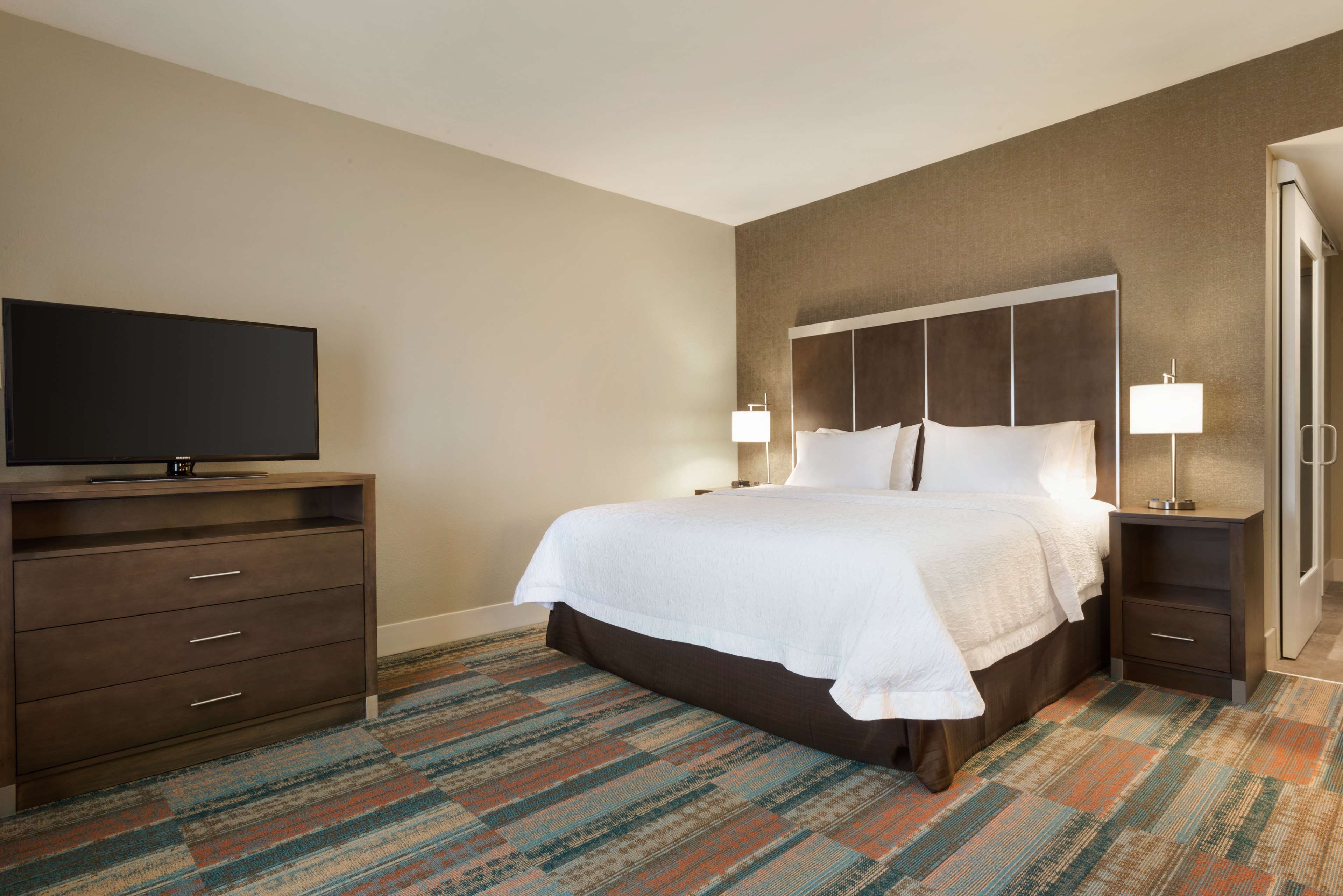 Hampton Inn by Hilton Elko Nevada - Tap to explore photos