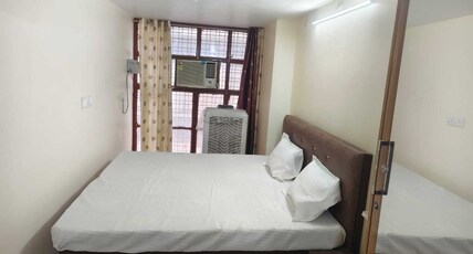 SPOT ON Krishna Home Stay Room Type - Classic