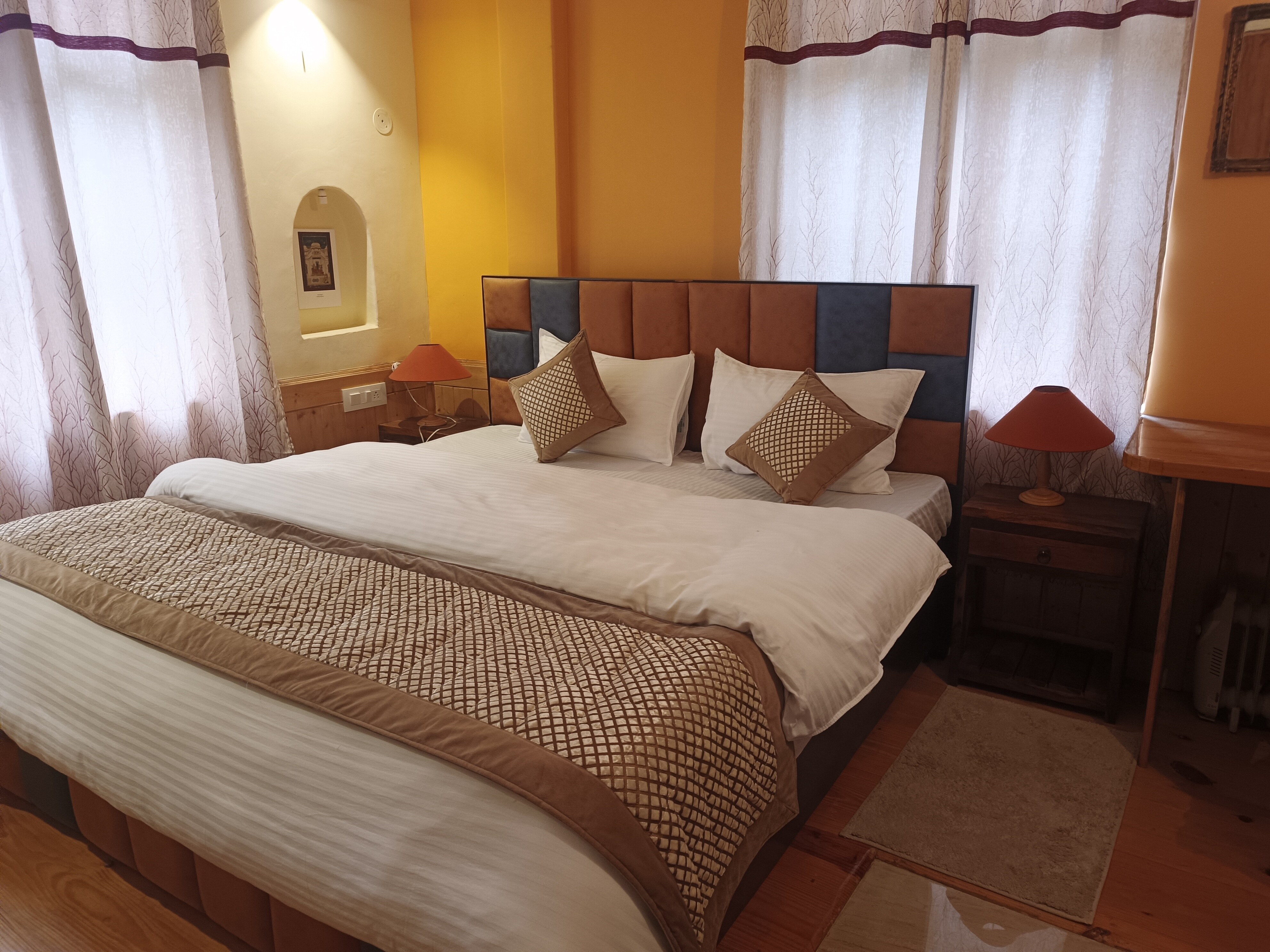 Naldehra House - Tap to explore photos