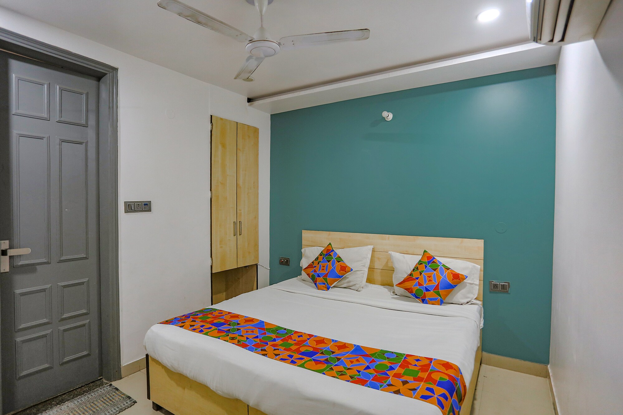 Via Rama - Tap to explore photos