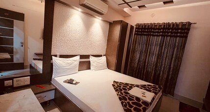 Nagpal Hotel Room Type - Deluxe Room