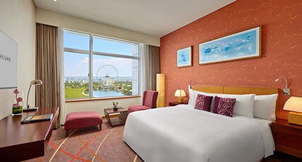 Grand Mercure Danang Room Type - Superior Room, 1 Queen size bed