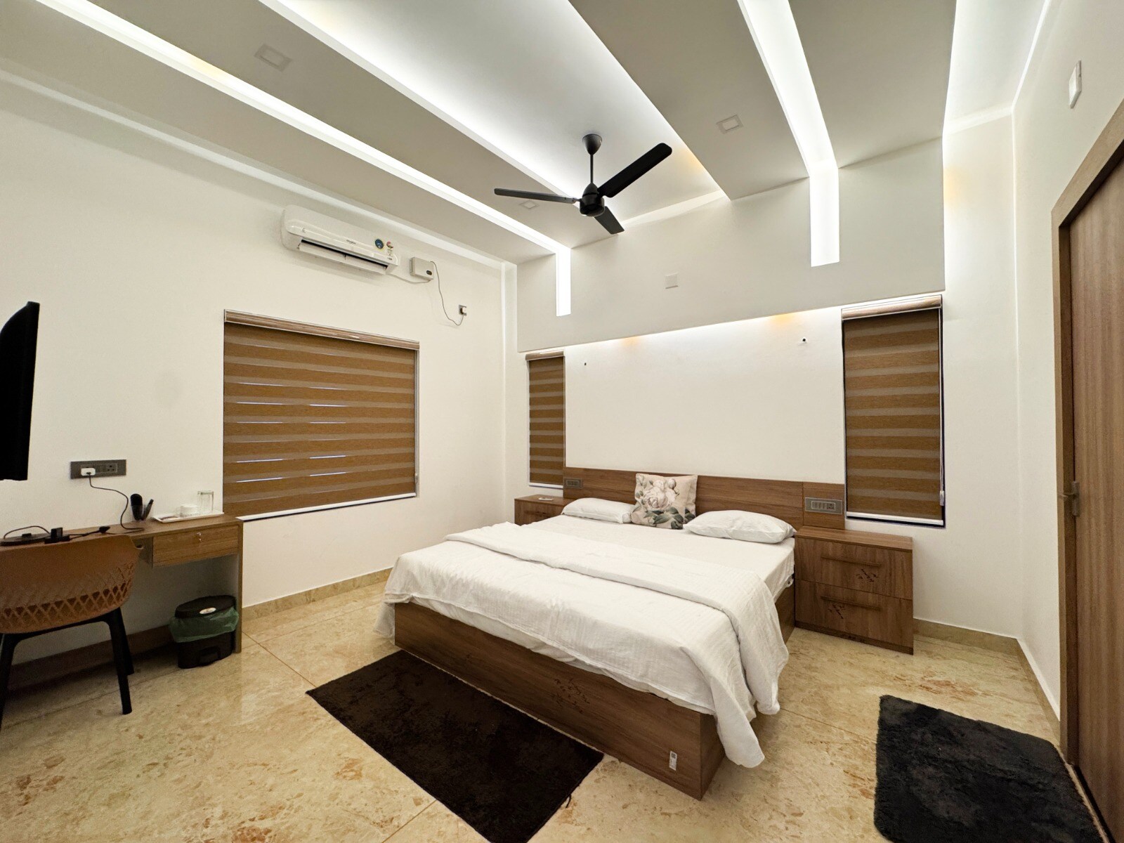 RK Homestay 4BH - Tap to explore photos