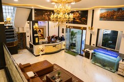 Hotel PLC Grand Varanasi