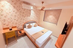 Hotel Radhe Residency