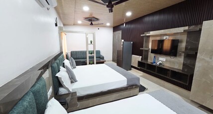 HOTEL SATYAM SHIVAM SUNDARAM Room Type - Suite Room