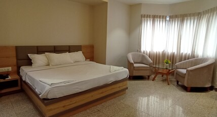 Shri sagar Hotel Room Type - Deluxe Non AC Room Shri sagar Hotel Room Type - Deluxe Non AC Room