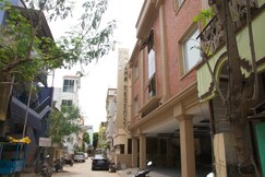 Hotel Mansha Regency