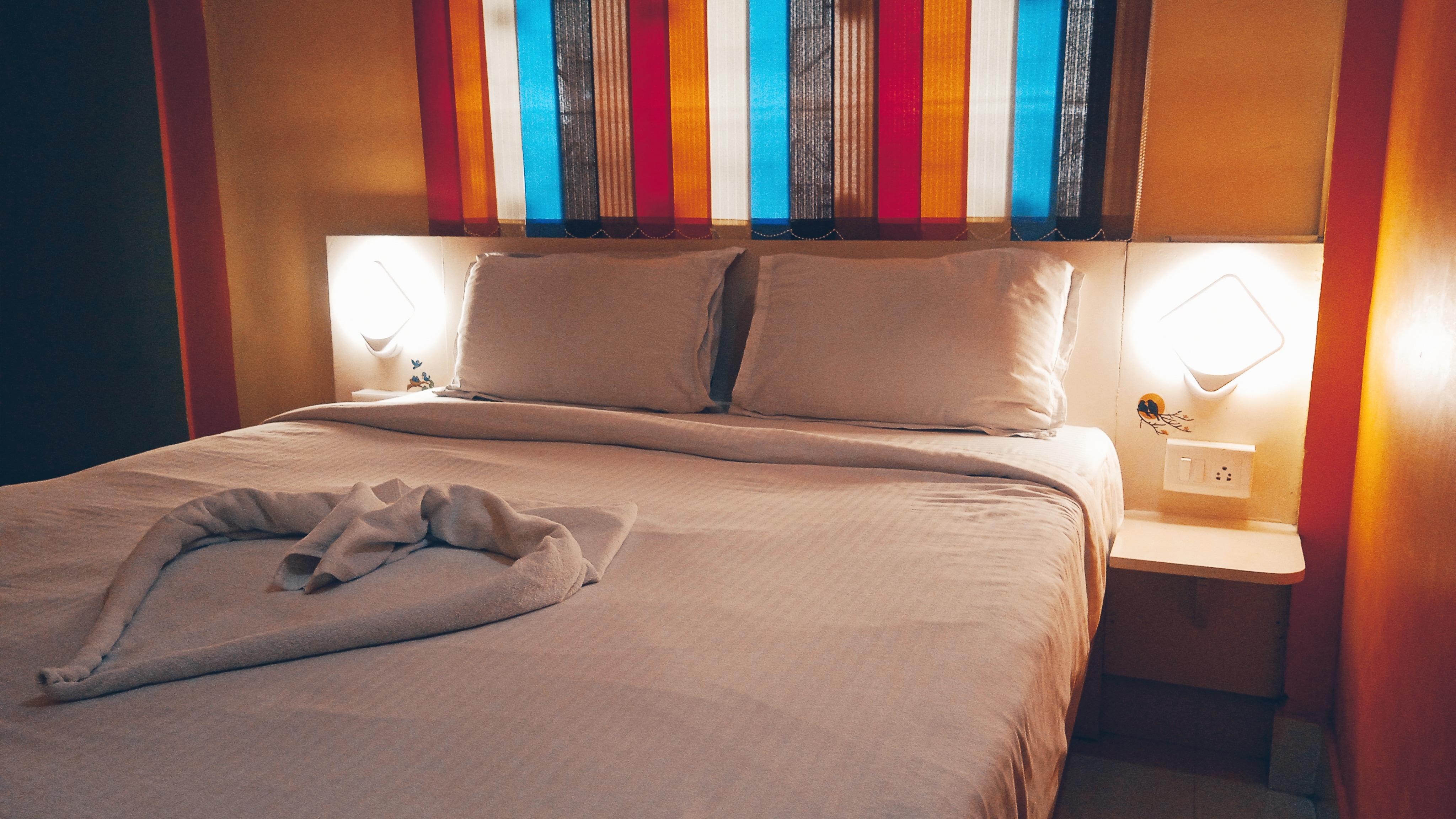 TRIDHARA Homestay | Rooms & Restaurant - Tap to explore photos
