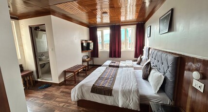 Hotel RaphKhang Room Type - Triple Bed Room