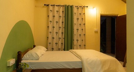 Roots by Revibe Room Type - Double Room with Garden View