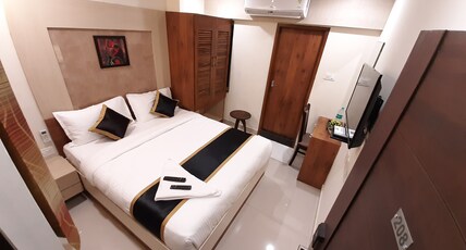 Liza Regency Near Chennai Central Railway Station Opp to Jawaharlal Nehru Stadium Room Type - Standard Room