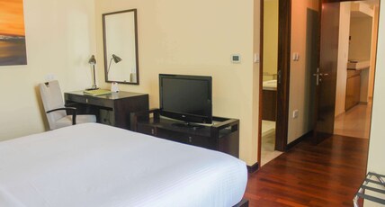 Ramada Downtown Dubai Room Type - 1 Bedroom, King, Fountain View, Non-Smoking
