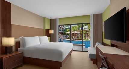 Courtyard by Marriott Phuket, Patong Beach Resort Room Type - Premier Guest Room 1 King Pool Access for 2 persons only
