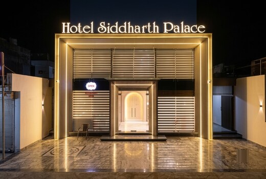 HOTEL SIDDHARTH PALACE