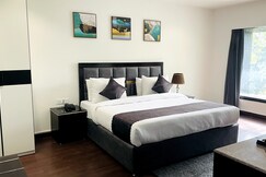 Saltstayz Select - Malcha & Chankyapuri