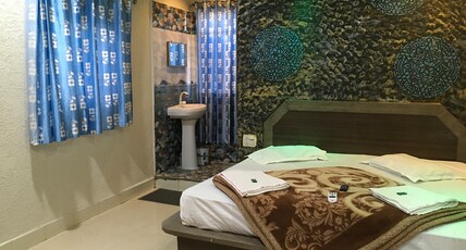 Rajvihar Pachmarhi Room Type - AC DELUX ROOM