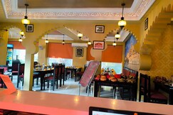 Hotel Gokul Palace Udaipole