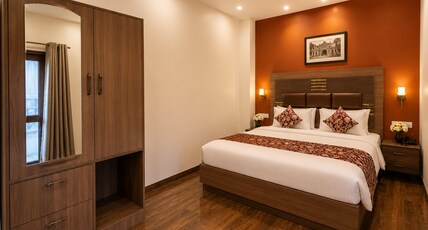 Tamarind Leaf Residency Noida Sector 50 Metro & Spectrum Mall Room Type - Deluxe Room