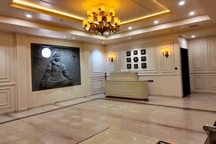 VSeven Hotels