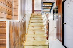 Flagship OYO Hotel Bhau Residency