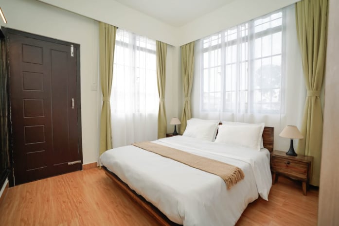 Ebel's Inn 3BHK Entire Apartment With Lift & Parking - Tap to explore photos