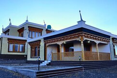 City Light Resort by Blanco