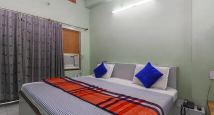 Hotel Vikram Palace Room Type - Deluxe Room-Air Conditioned