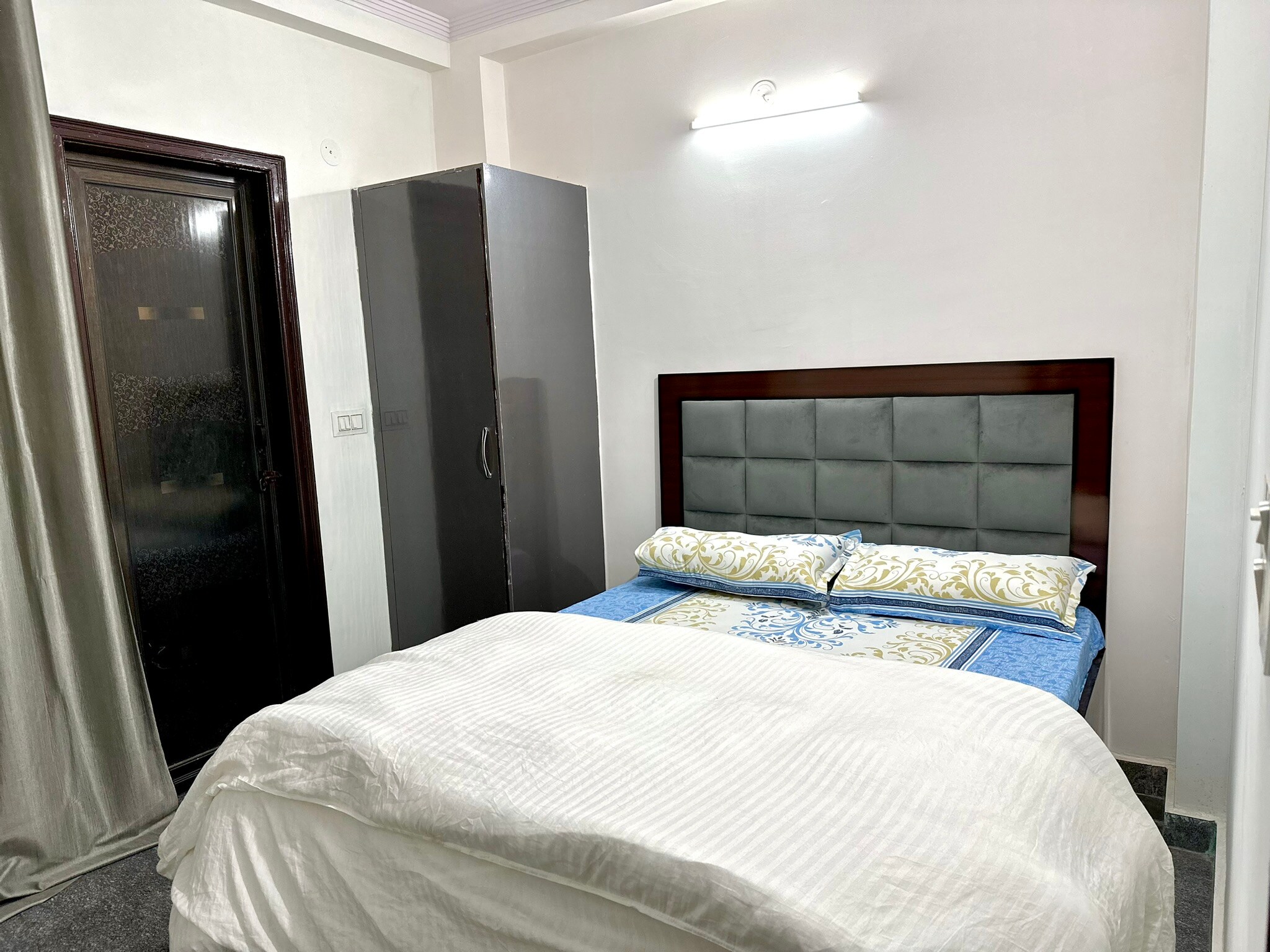 NIrvana Villa Apartment - Tap to explore photos