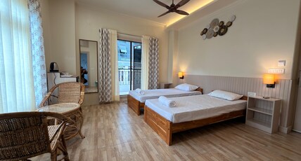 Greenview City Stay Room Type - Deluxe Twin - Room No 709