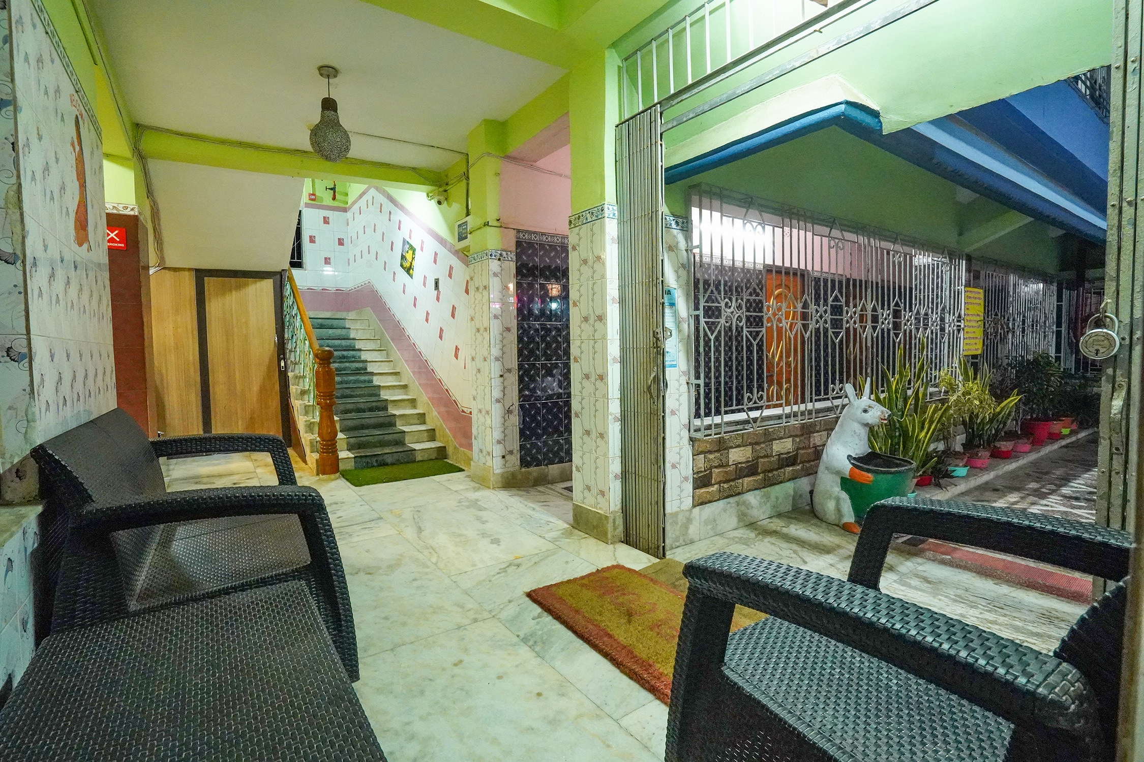 Kahini Hotel - Tap to explore photos