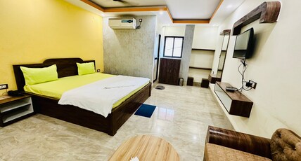 Hotel Jalsha Room Type - Super Deluxe