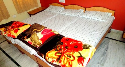 Radhika Palace Room Type - AC Three Bed Room