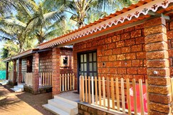 Saka Kadam Homestay