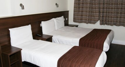 Ascot Hyde Park Hotel Room Type - Triple Room