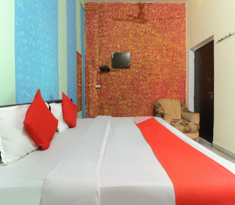 Hotel Tripureshwari - Tap to explore photos