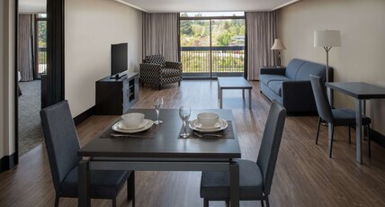Hilton Bellevue Room Type - 1 KING 1 BDRM SUITE