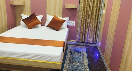 Kaviya Inn Room Type - 3 Bed AC Room
