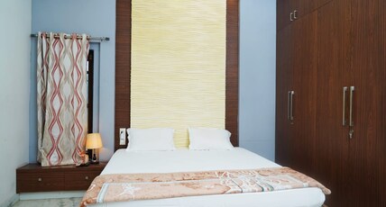 TSR GUEST HOUSE Room Type - 202