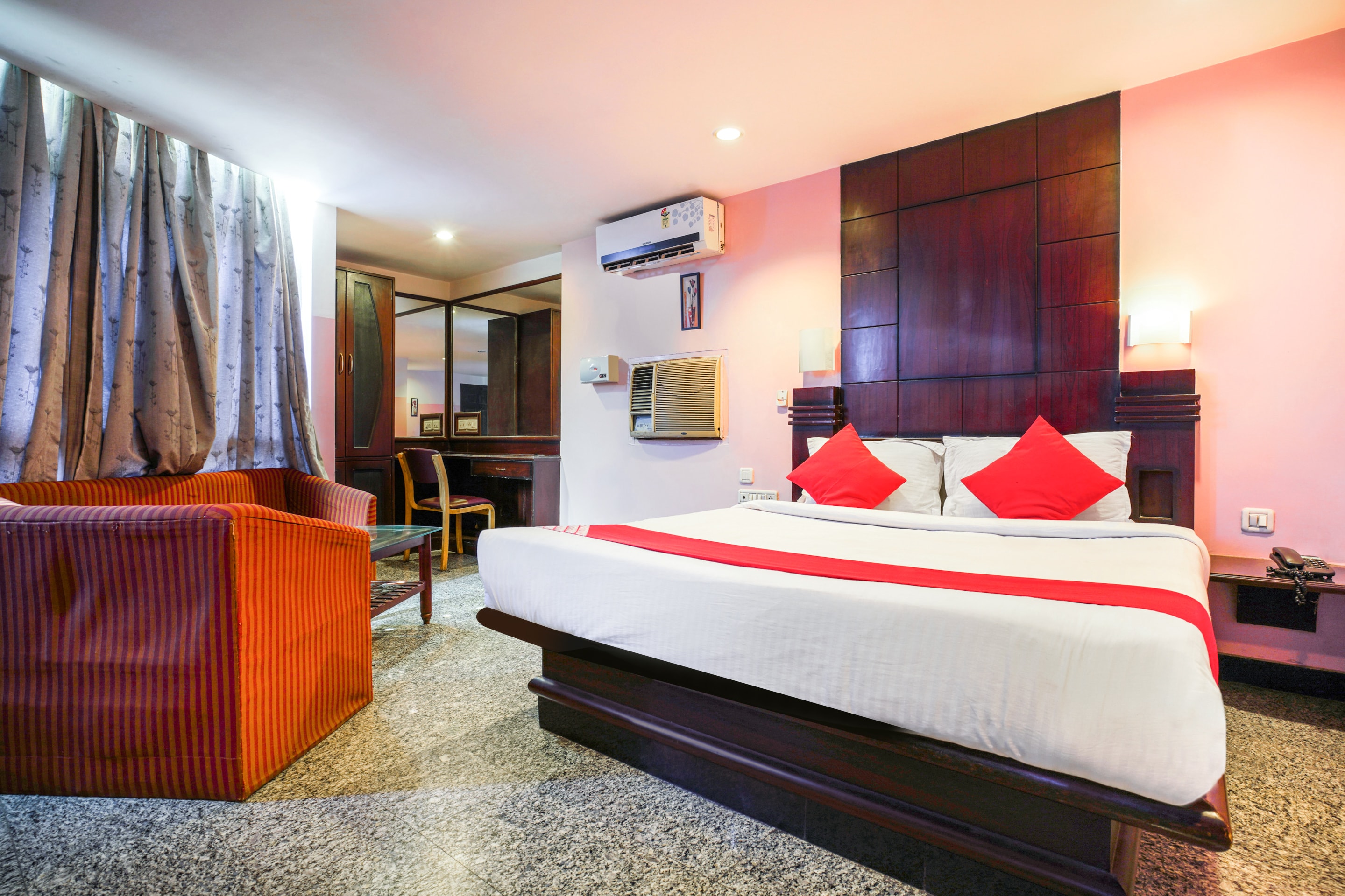 Hotel O Hanvi Inn - Tap to explore photos