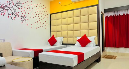 HOTEL EXECUTIVE INN Room Type - Corporate Twin AC