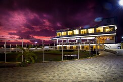 Seeyona Yacht Resort