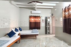 Omkar Homestay 400m from Dwarkadhish Temple.