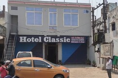 Hotel Classic Banmore