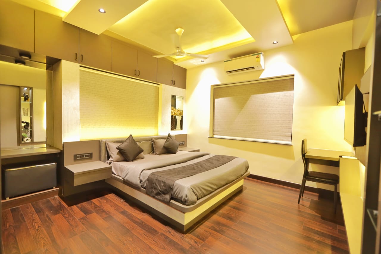Luxurious premium 3BHK Terrace apartments in Koregaon park - Tap to explore photos