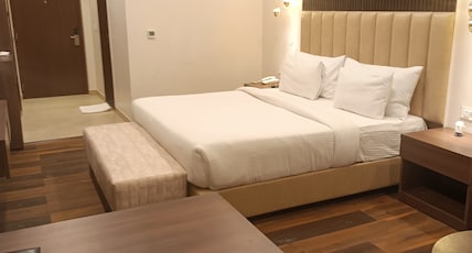MB Greens- Clarks Inn Moradabad Room Type - Premium Room with King or twin bed MB Greens- Clarks Inn Moradabad Room Type - Premium Room with King or twin bed