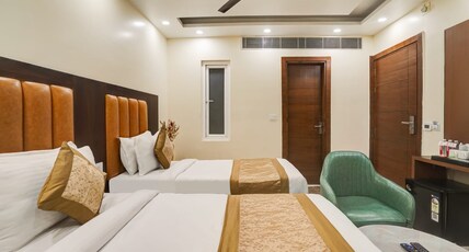 Hotel IVY @ Delhi Airport Room Type - Family Room With WIFI