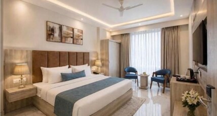 Hotel Diamond Inn Room Type - Deluxe Room